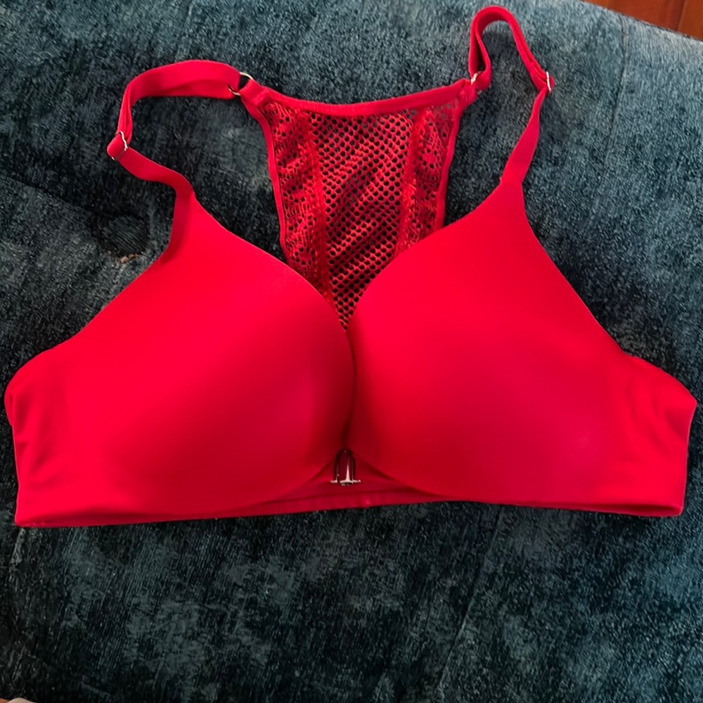Victorias Secret “So Obsessed” Red Push-Up Bra